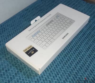 white - AR,EN - Samsung Smart Wireless Keyboard Trio 500