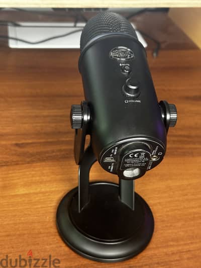 Blue Yeti USB Microphone - Black, Great Condition!