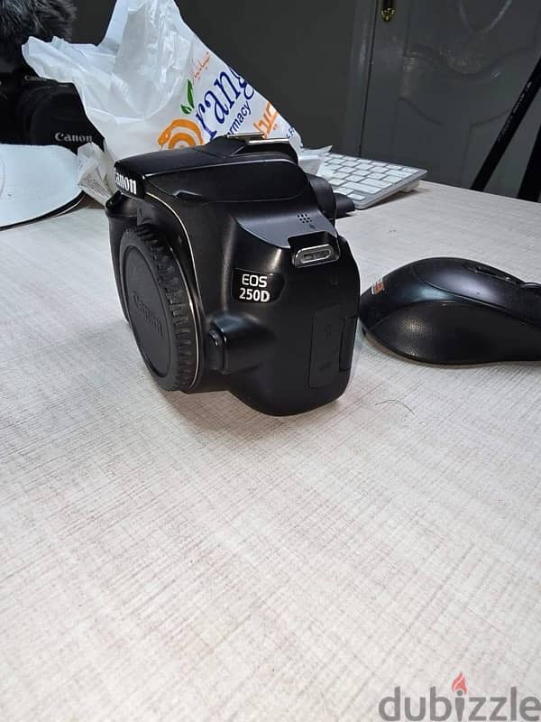 Canon 250D كسر كسر الزيرو استخدام شخصي 1