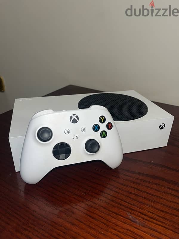 Xbox Series S 4