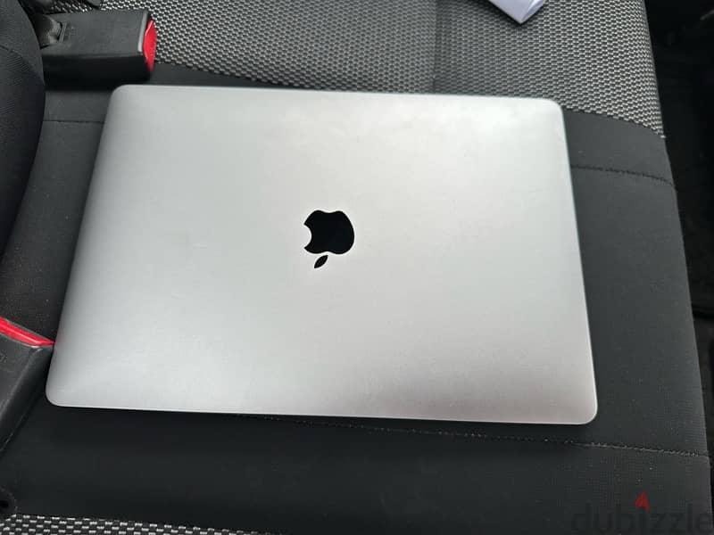 macbook pro 2017 1