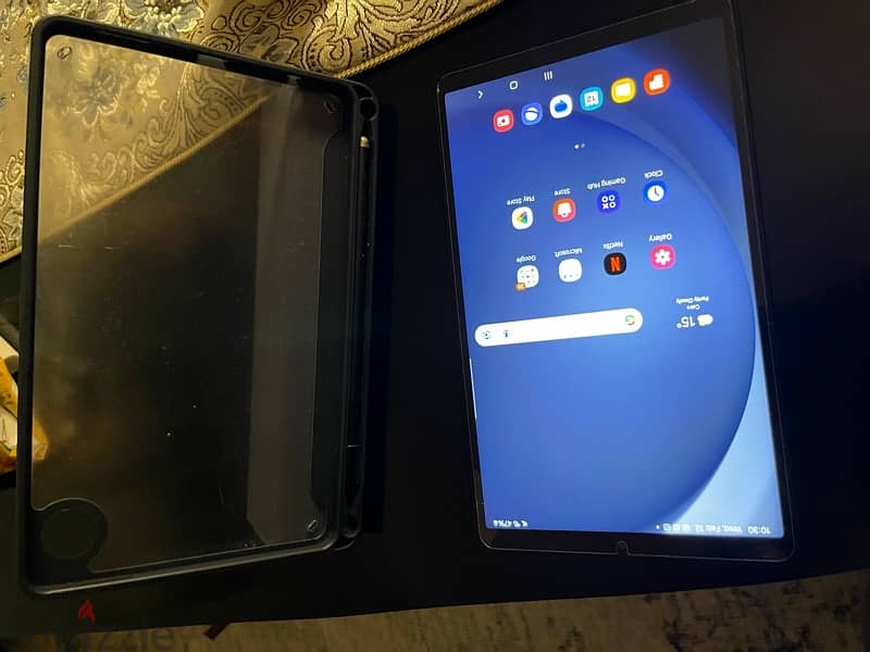 Samsung tab A9 8gb ram 128gb + 2 cases and pen 3