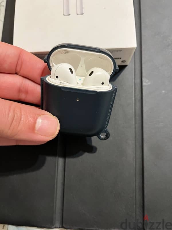 سماعه airpods 2 اصلي مستعمله 4