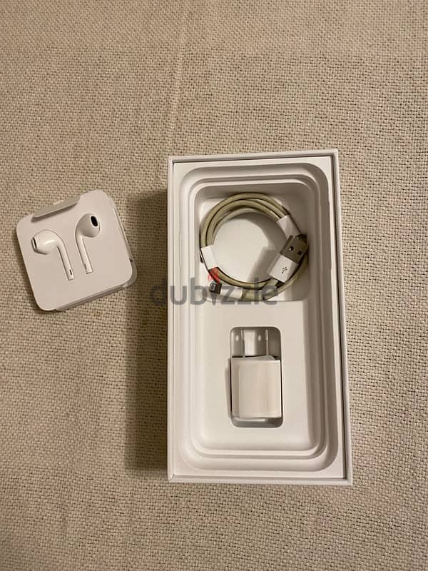 Iphone 11 - 128GB - White 4