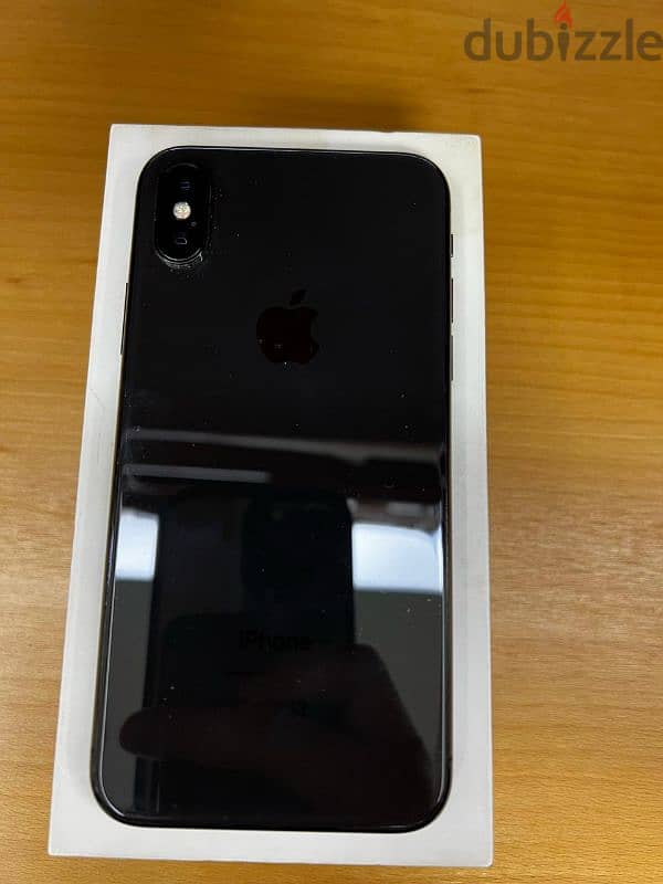 iPhone X 256 giga With it’s box 3