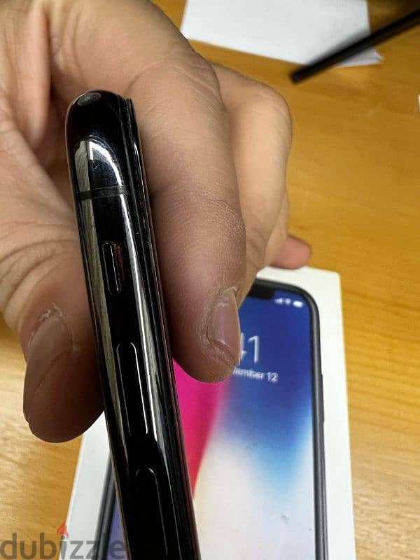 iPhone X 256 giga With it’s box 4