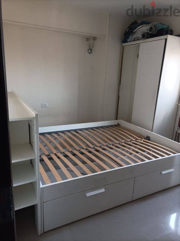 IKEA bed 160x200 cm  without mattress and head board 3