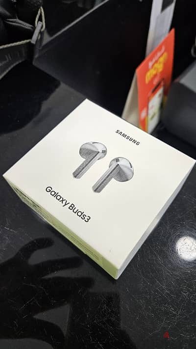 Samsung buds 3 متبرشمه للبيع