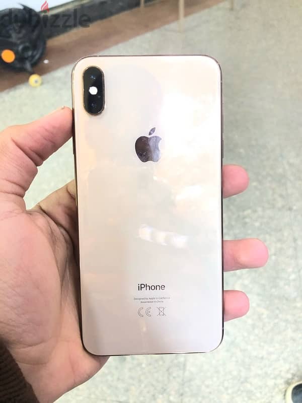 للبيع iPhone XS Max 64GB بحالة ممتازة 1