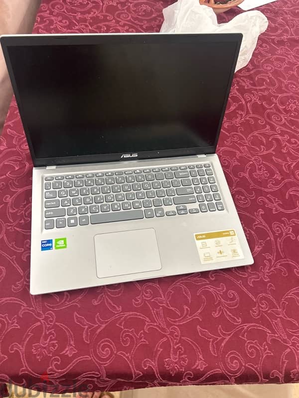 ASUS vivobook 0