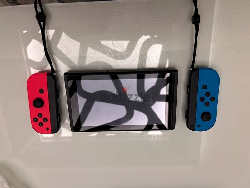 Nintendo Switch V2 (Like New)  // (نينتندو سويتش (مثل الجديد 1