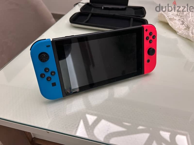 Nintendo Switch V2 (Like New)  // (نينتندو سويتش (مثل الجديد 2