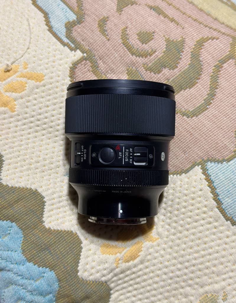 Lens 85 sigma art dn f/1.4 for sony 3