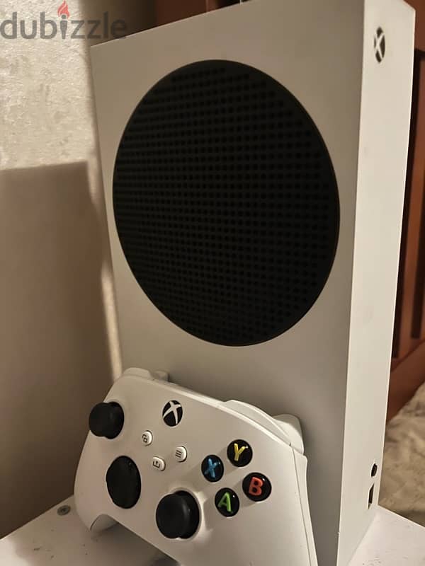 Xbox series s bundle with  monitor and kbm 0