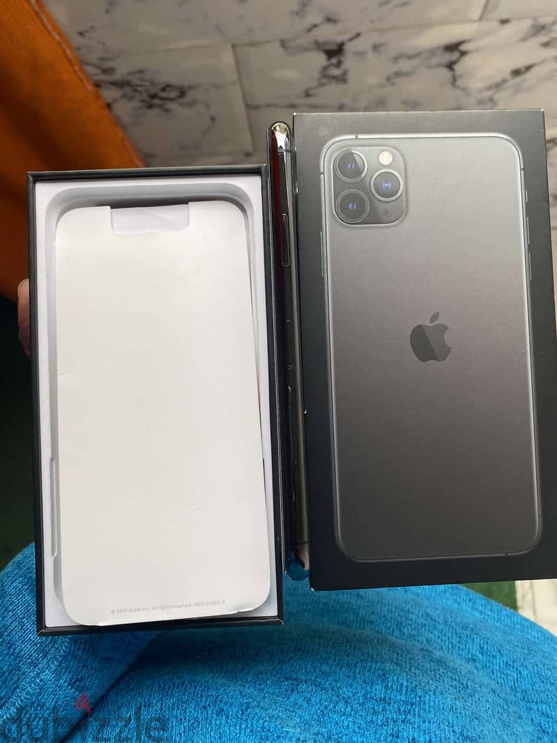 IPhone 11 Pro max للبيع او البدل معفي من الضرايب 6