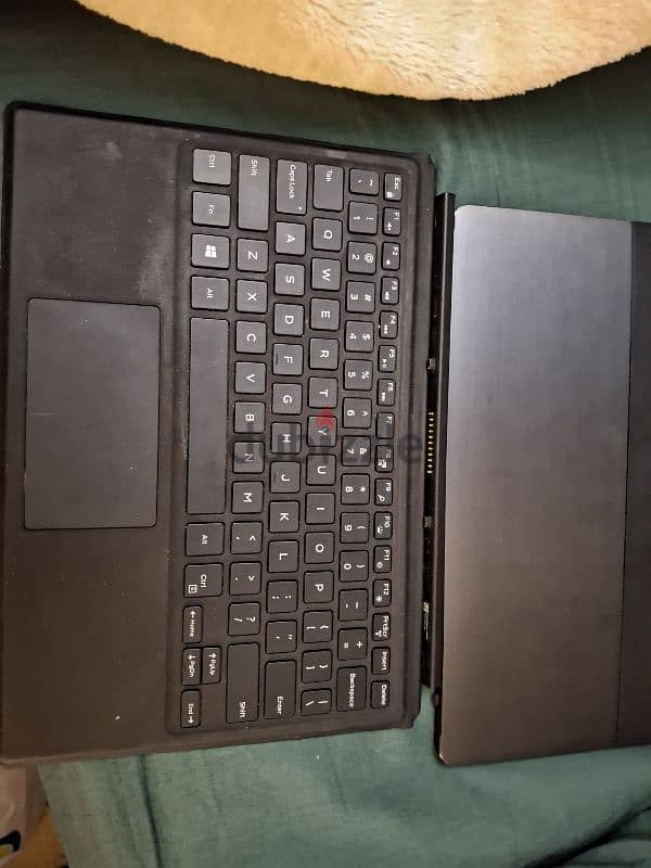 Dell Latitude 5285 2-in-1 2