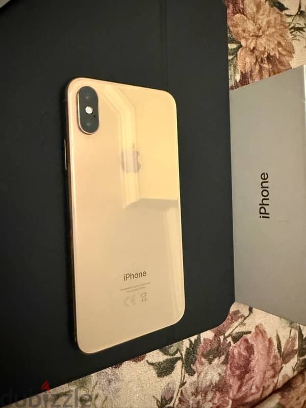 IPhone - XS Gold 1