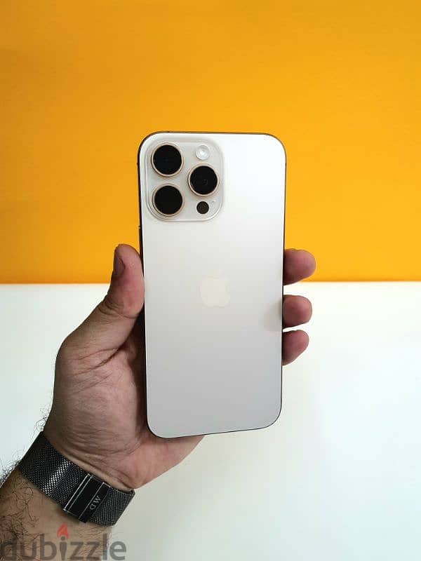 iPhone 16 PRO 256 - ايفون ١٦ برو ٢٥٦ 3