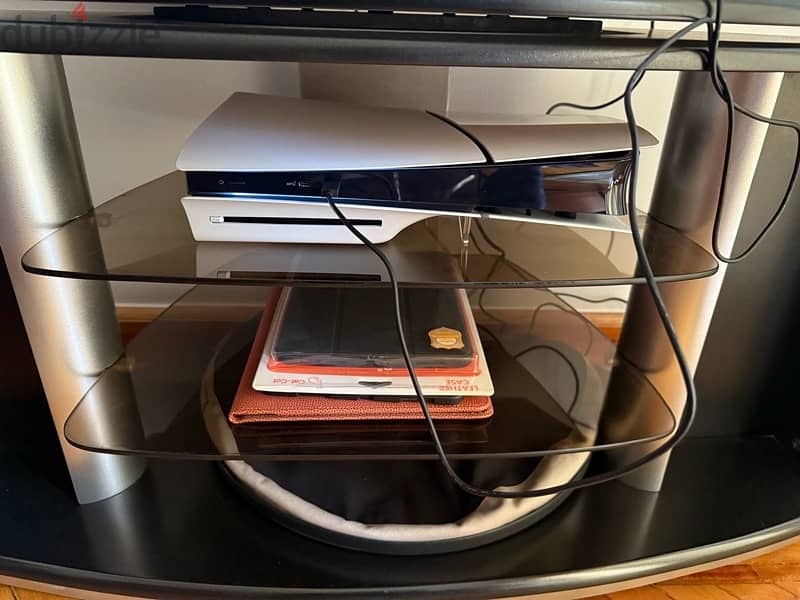 ps5 slim cd معاه دراعين و سماعة و لعب و بلاس 0