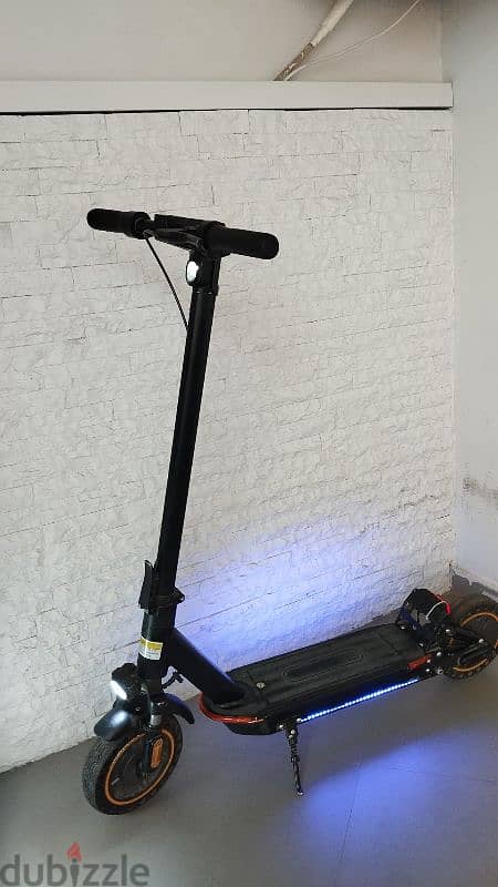 Electric foldable scooter سكوتر قابل للطي 3