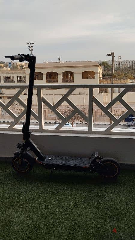 Electric foldable scooter سكوتر قابل للطي 5