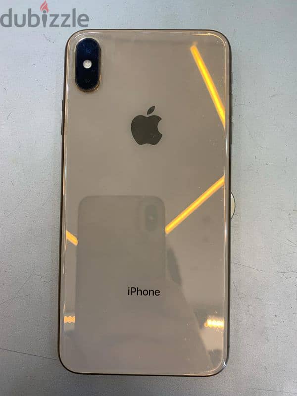 بحالة ممتازة للبيع IPhone XS Max - ايفون 0