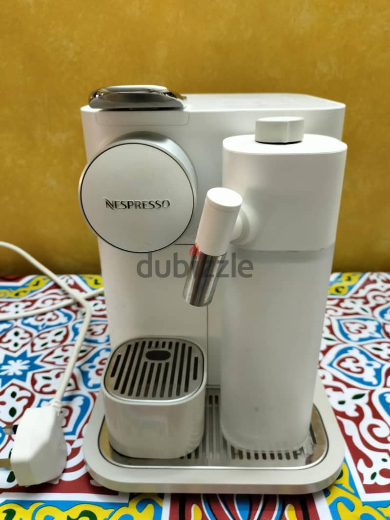 Nespresso gran lattissima ماكينة قهوة نسبريسو كبسولات 1