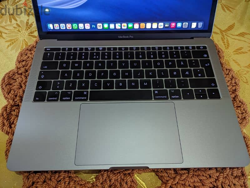 MacBook pro 2017 3