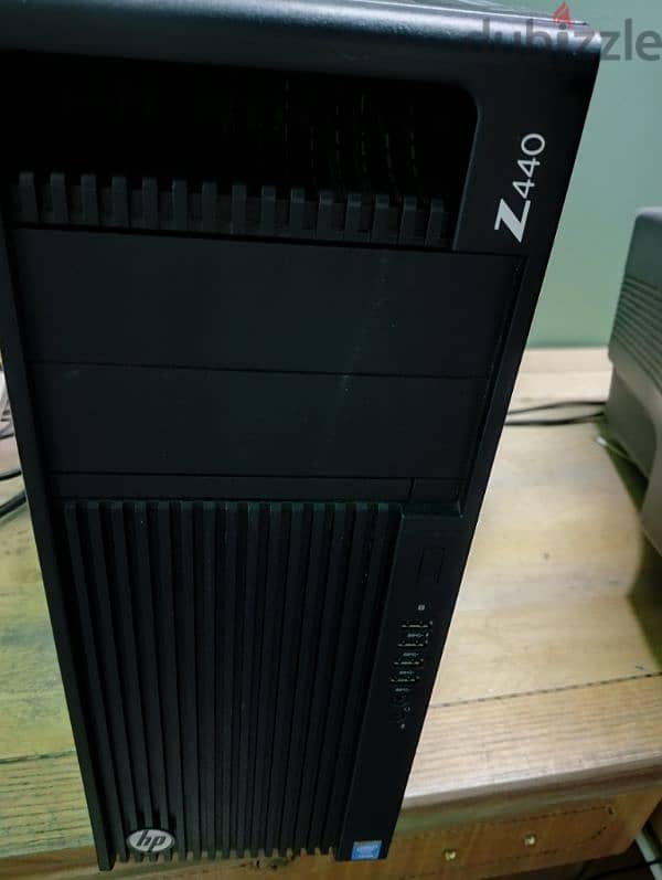 HP z440 0