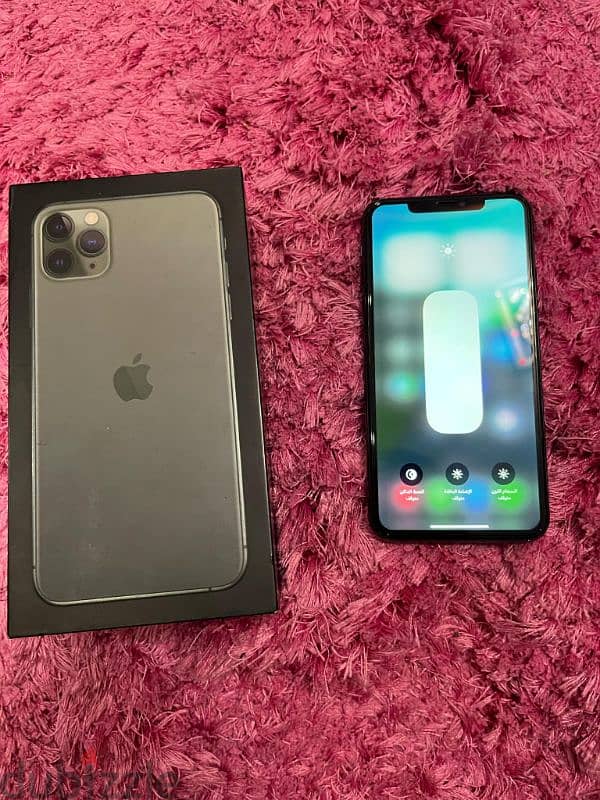 iphone 11 pro max 256g بحاله ممتازه 1