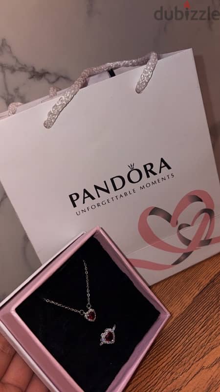 pandora rind and necklace 0