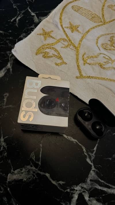 samsung galaxy buds AKG