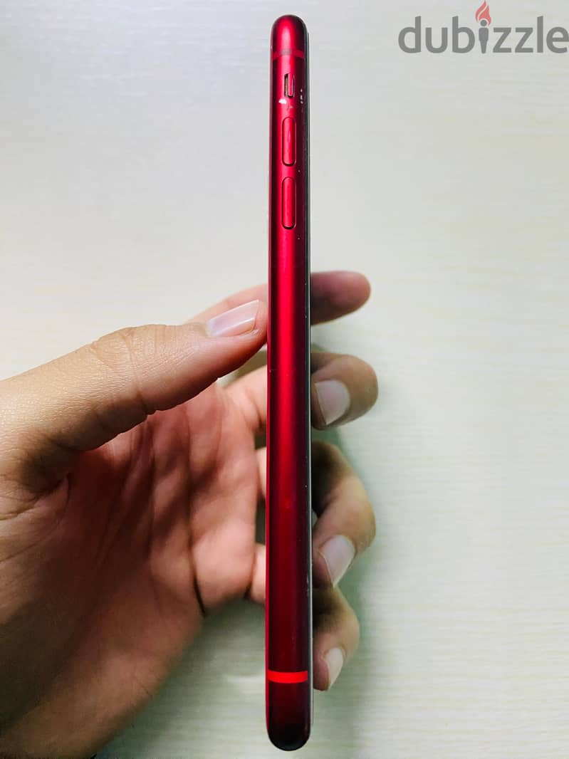 Iphone 11 128GB Red 6