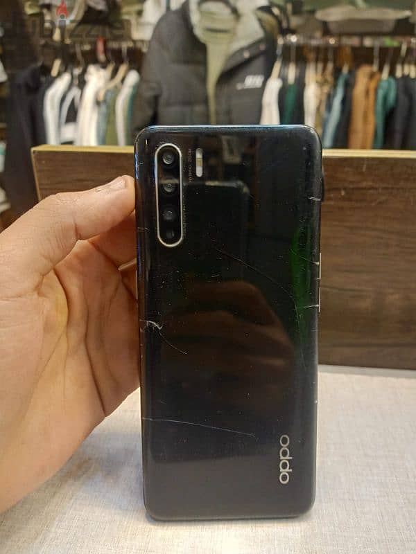 العملاق oppo reno3 5