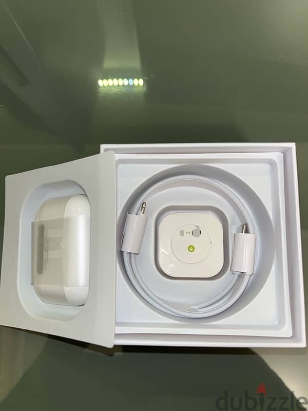 NEW AIRPODS PRO 1(ST GENERATION) with MAGSAFE charging 3