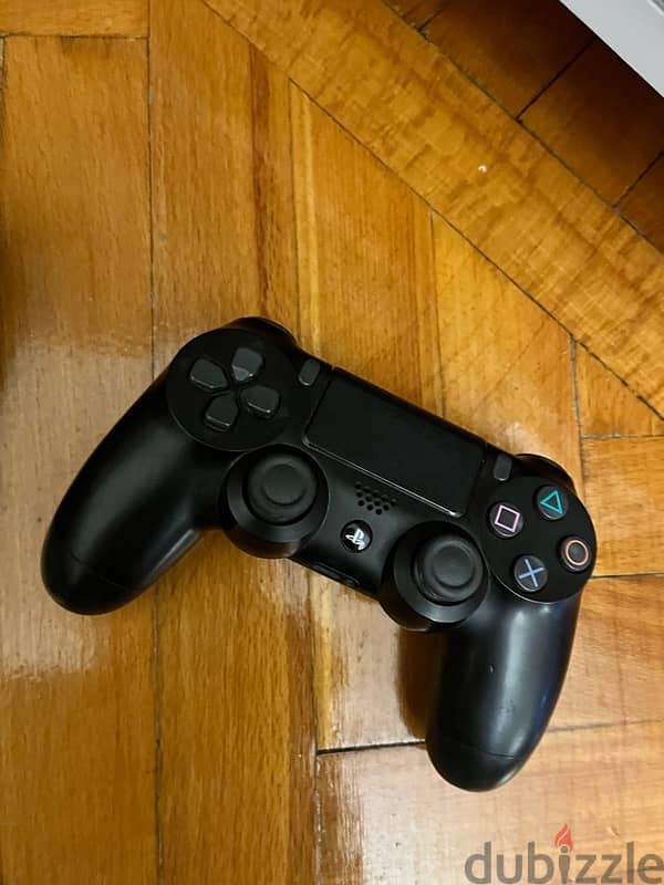 Used PlayStation 4 3