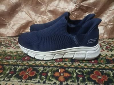 SKETCHERS SLIP-INS. . Siz. . 44