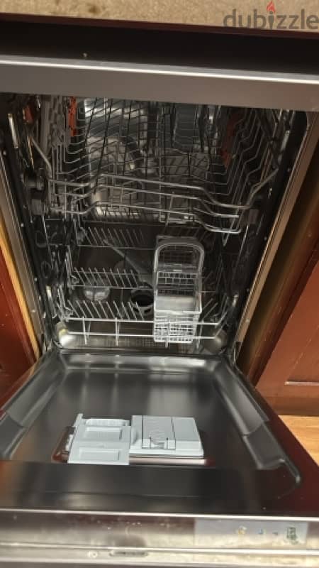 غسالة أطباق أريستون ١٠ أفراد ، Dish washer ariston 10 people 1