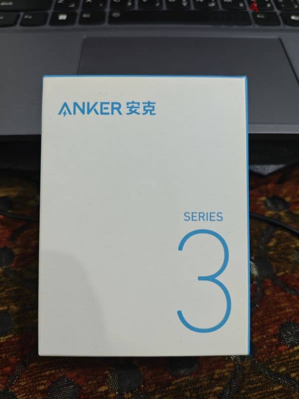 شاحن Anker series 3 جديد 3