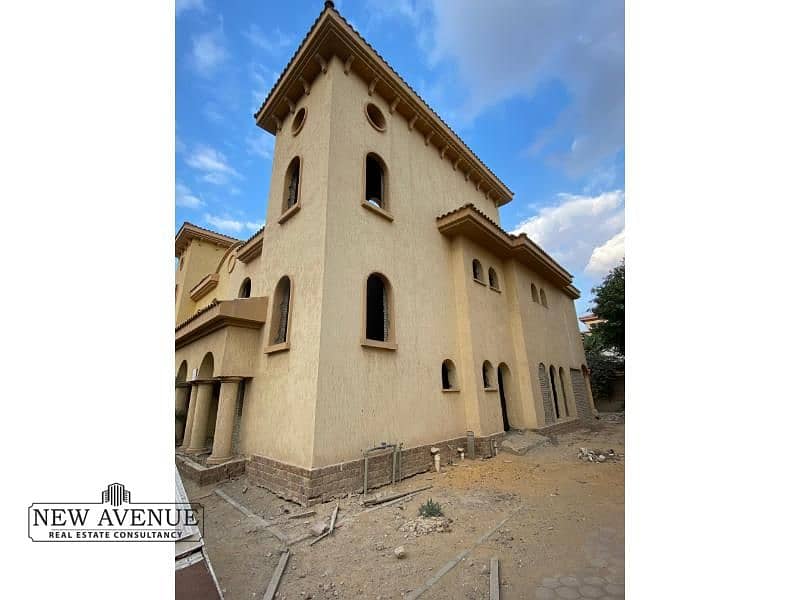 Delivered Twin house 275 meter 4 Bedrooms including one master 3 Bathrooms  Living room  in Rehab hills Cairo 0