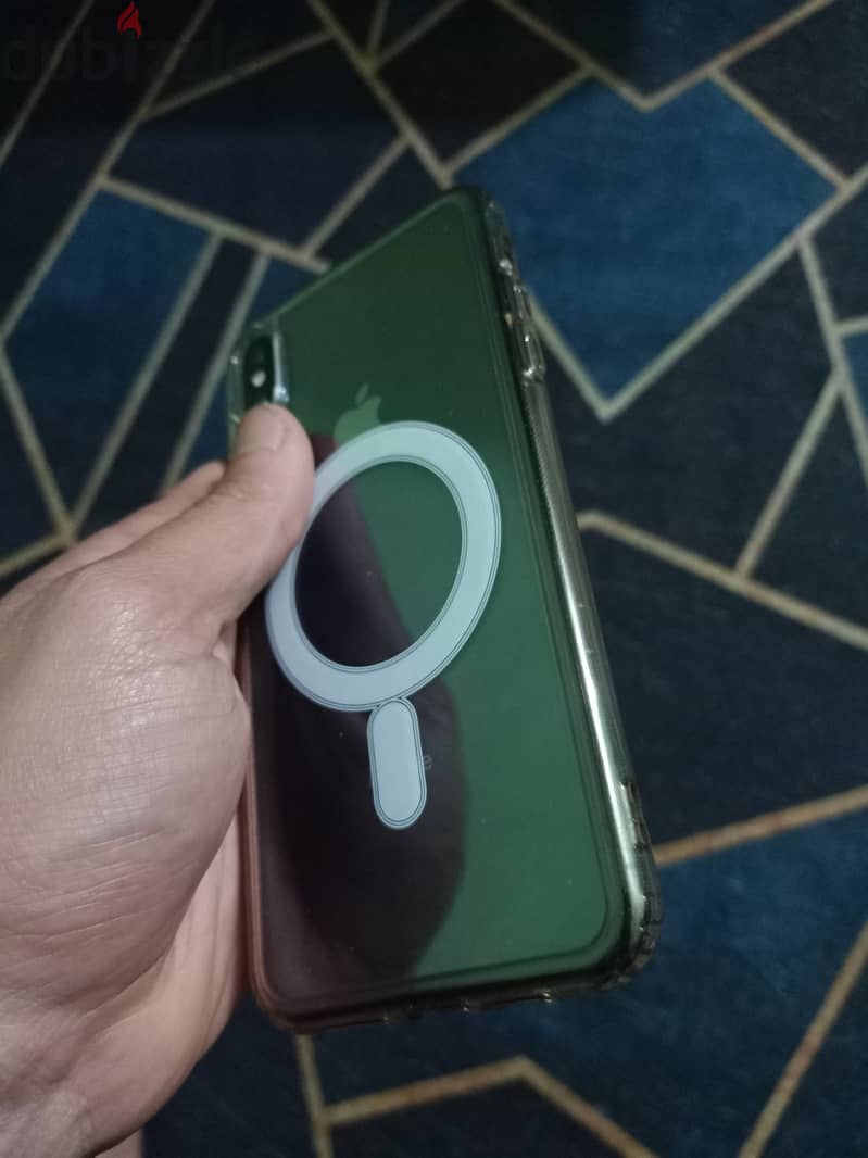 iPhone xs max 1