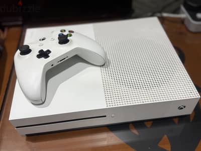 xbox one s 1TB with Games