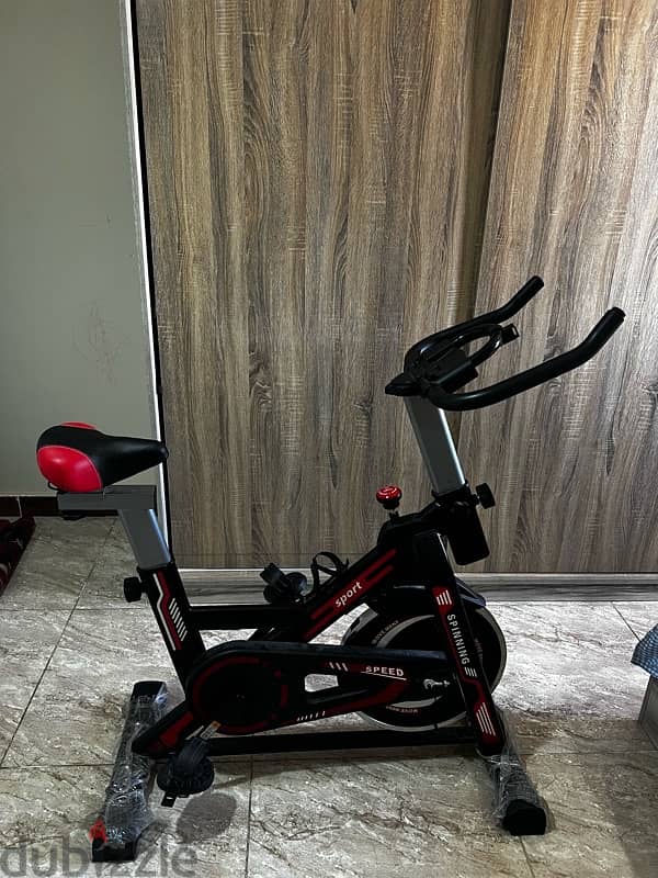 Spinning bike up to 200 kg / عجلة رياضية ثابتة Spinning 1