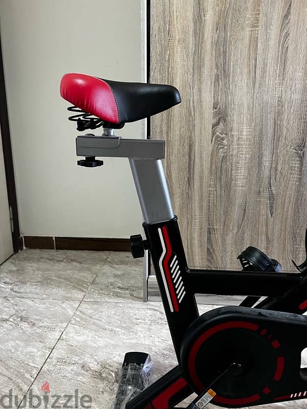 Spinning bike up to 200 kg / عجلة رياضية ثابتة Spinning 2