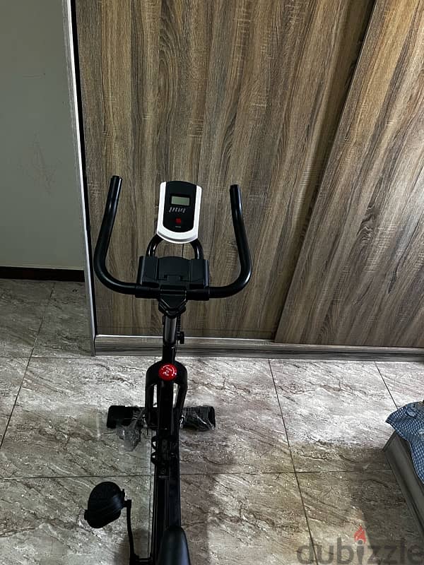 Spinning bike up to 200 kg / عجلة رياضية ثابتة Spinning 4