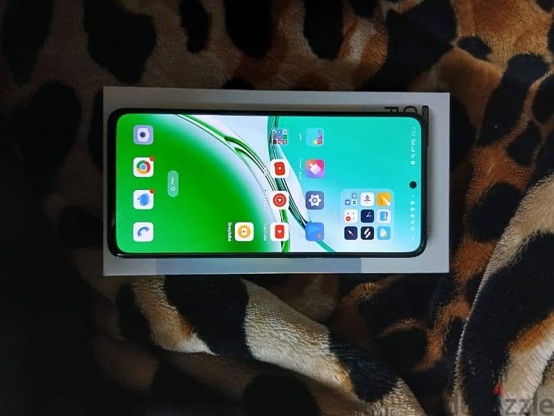 oppo reno 12F 12GB Ram 256GB Memory 2