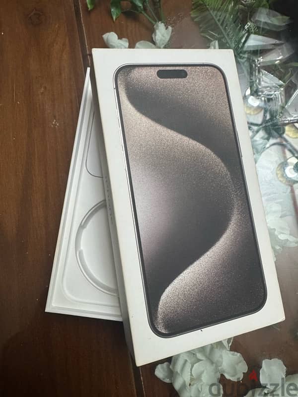 IPhone 15 pro max 512GB بسعر خرافي 2