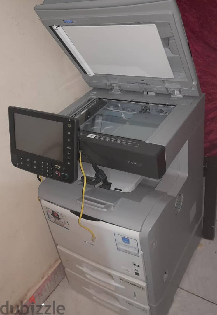 Scanner. . . . printer. . . photo 1