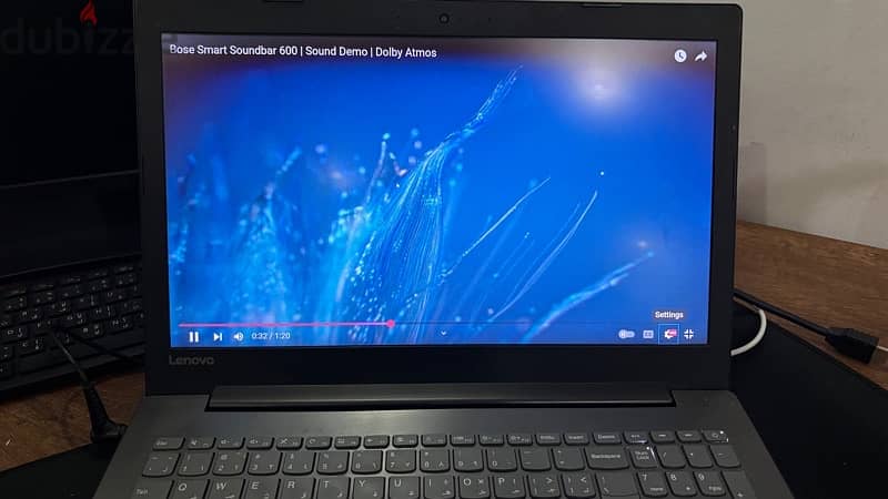 Lenovo ideapad core i7 8G 20GB Ram 1