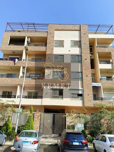 Apartment for sale in South Lotus, Fifth Settlement, area 310 square meters, excellent finishing and immediate receipt.